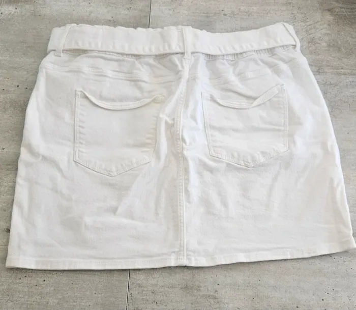 Jupe blanche taille 46 - photo numéro 2