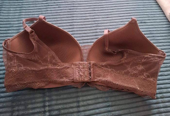Soutien gorge sans armatures taille L - photo numéro 2