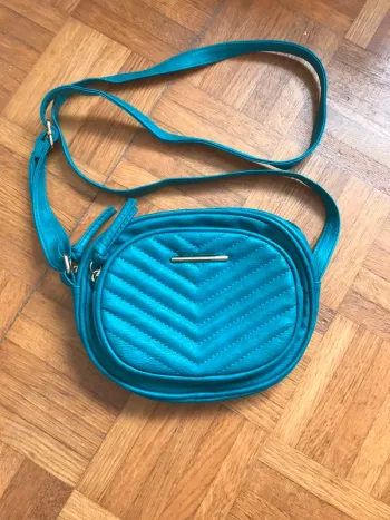 Petit sac bandoulière bleu vert Primark