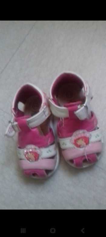 Sandales fille rose et blanche