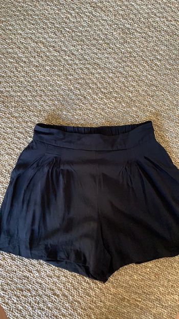 Short fluide H&M taille 40
