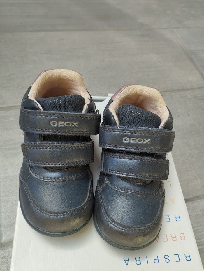 Chaussure fille Geox taille 22 - photo numéro 2