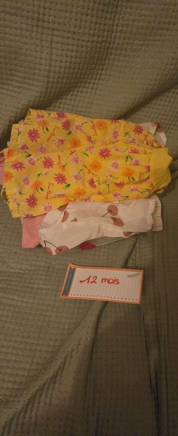 4 robes 12 mois