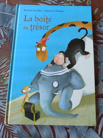 Livre la boîte au trèsor