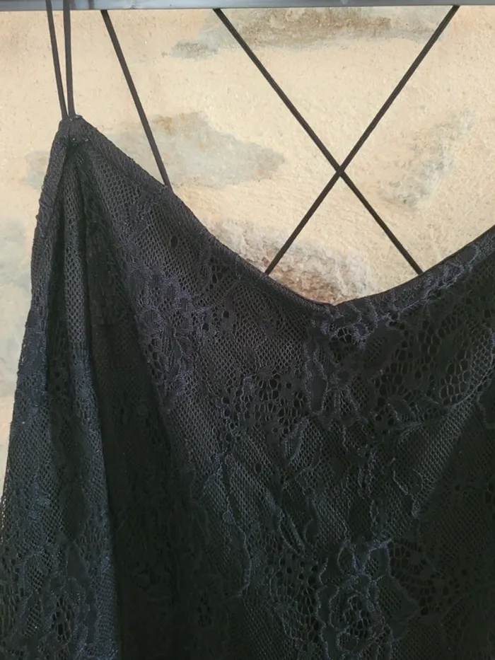 Petite robe noire - photo numéro 2
