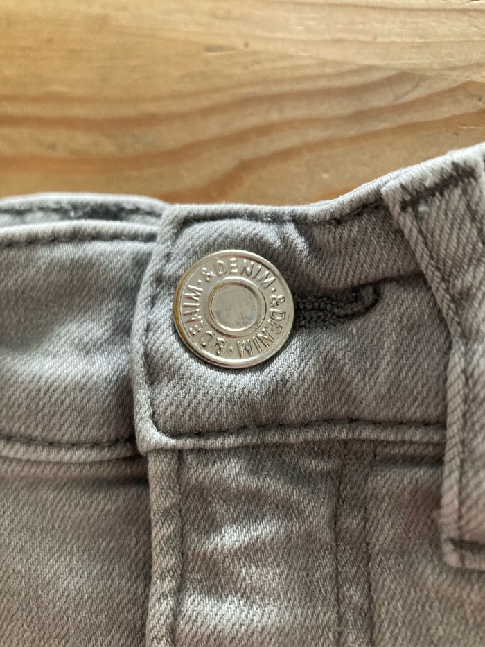 Pour les petits hommes - photo numéro 2