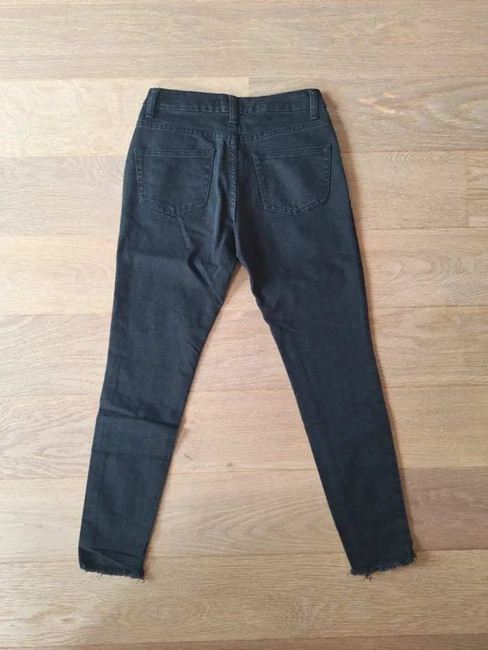 Lot 6 jeans pantalons enfant fille 12 ans - photo numéro 2