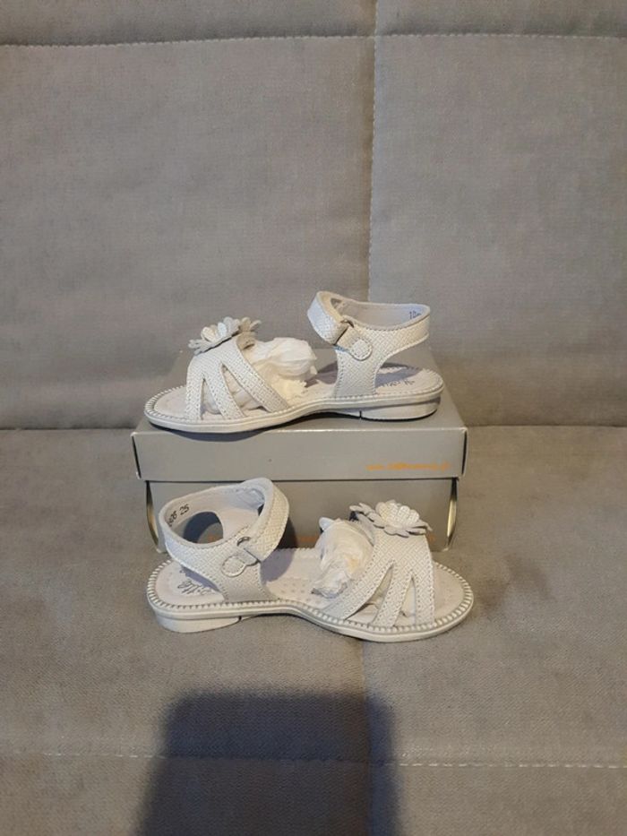 Sandales nu-pieds en cuir Little Mary pointure 25 neuf avec étiquettes - photo numéro 6