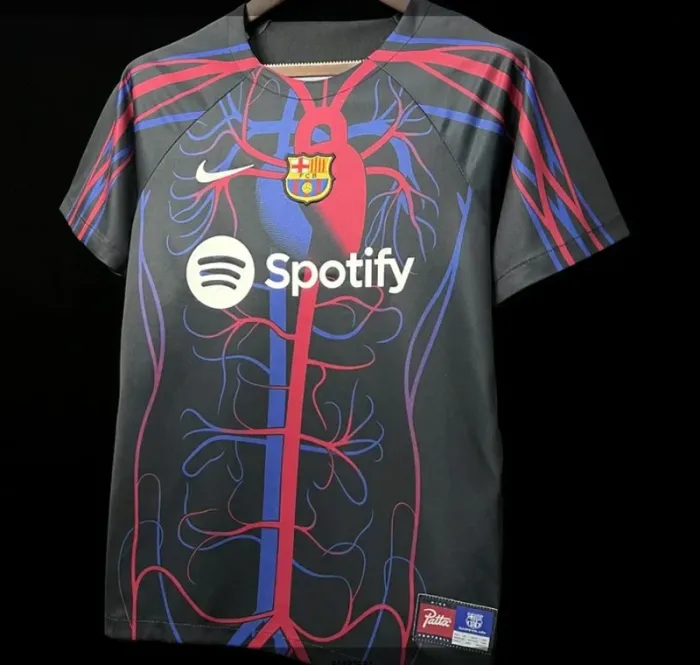 Barcelone Maillot de foot 23/24 produit neuf taille L - photo numéro 2