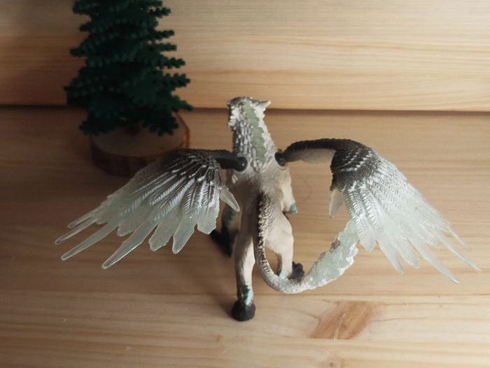 Schleich Griffon Figurine Eldrador Animal imaginaire - photo numéro 3