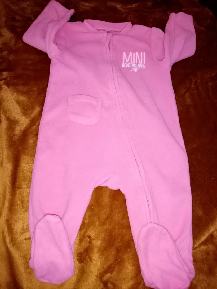 Pyjamas taille 9 mois - photo numéro 3