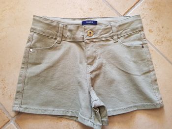 Short jean okaïdi 9ans neuf