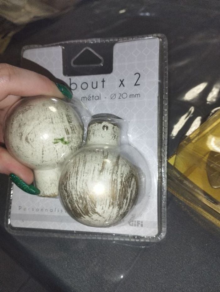 Embout tringle a rideau