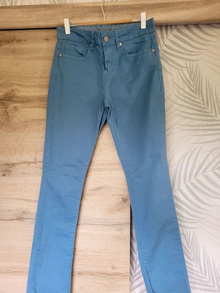 👖 Jean femme bleu clair taille 36 - photo numéro 3