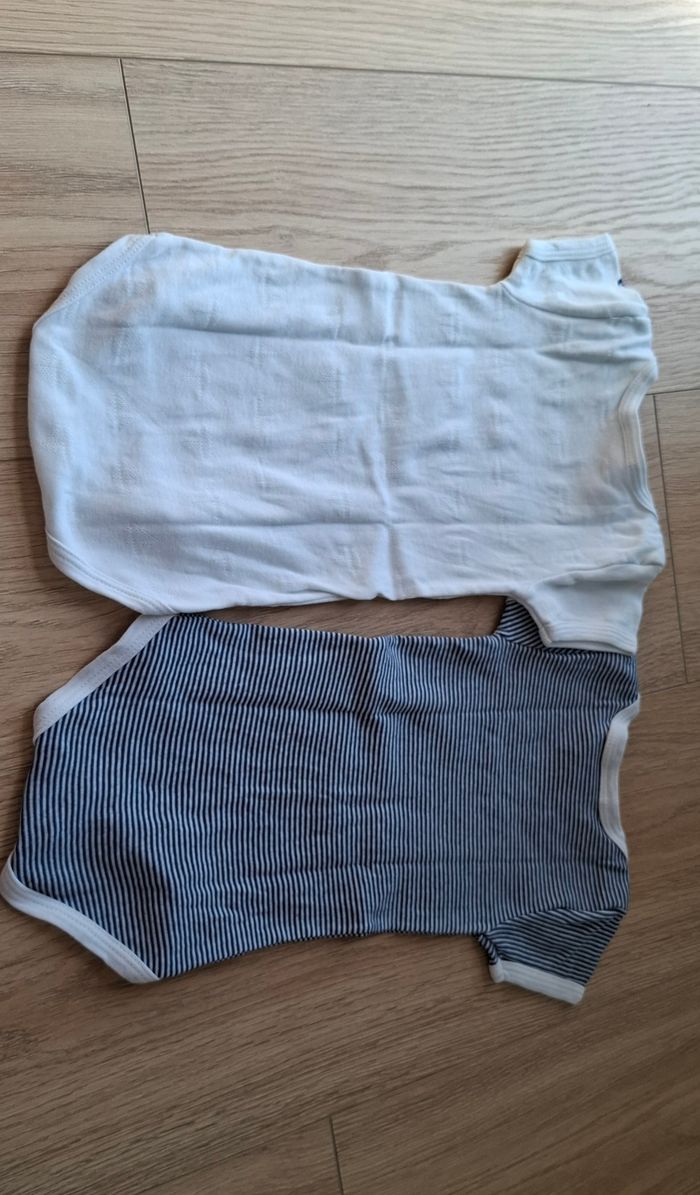 Lot de 2 bodies Petit Bateau - photo numéro 3