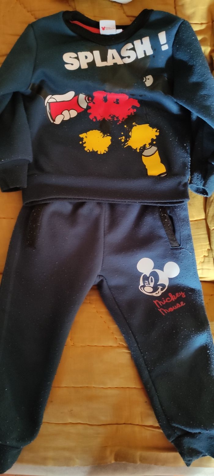 Ensemble jogging mickey - photo numéro 2