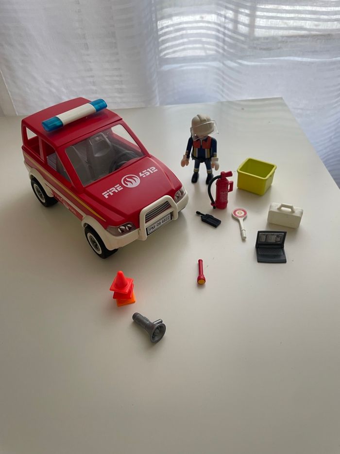 Playmobil Voiture Chef de pompiers 4822