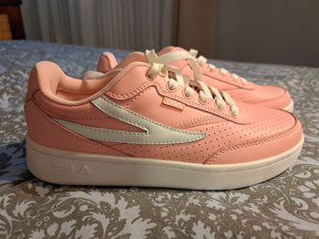 Baskets femme rose pale Fila Sevaro  pointure 38