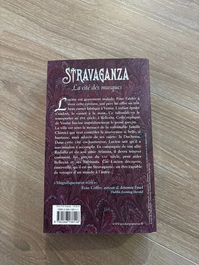 Livre la cité des masques - photo numéro 2