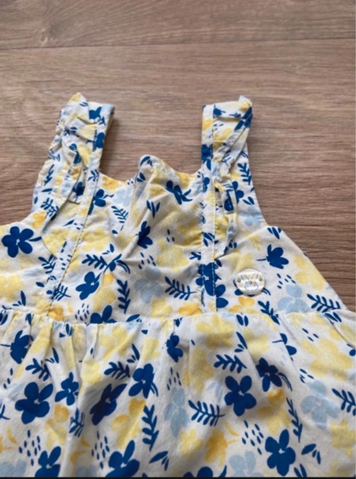 Robe 6 mois - photo numéro 3