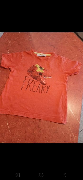 T.shirt garçon taille 3 ans