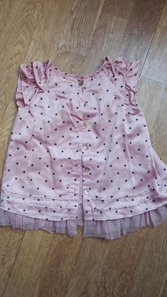 Robe satinée rose 12mois + sa culotte - photo numéro 4