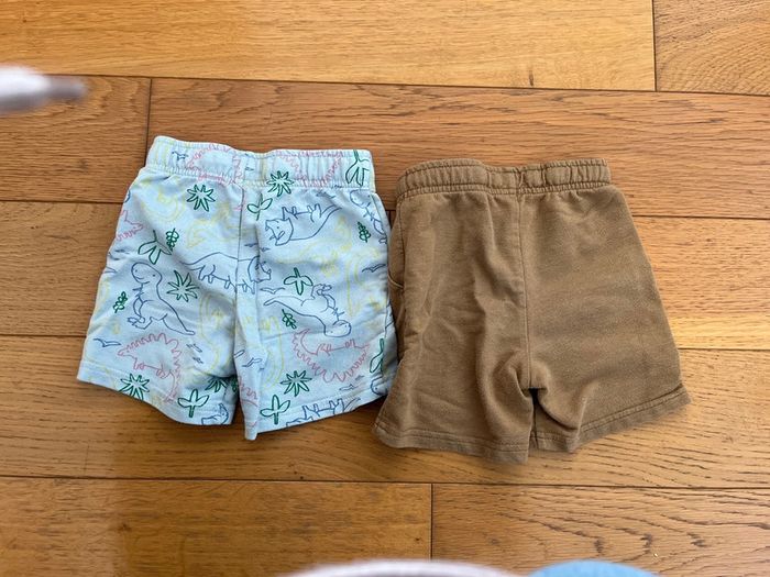 Lot 2 shorts Cat & Jack Target 2 ans dinosaure #EmmaLille2ans - photo numéro 3