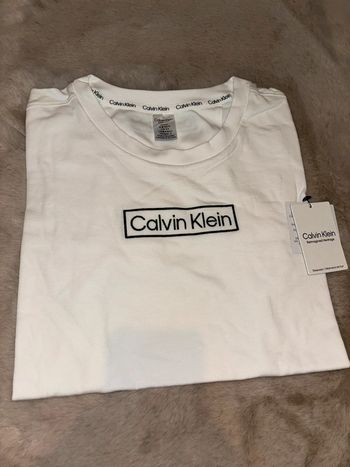 T shirt Calvin Klein blanc taille S unisexe