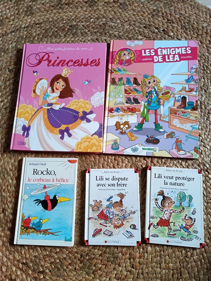 Lot livres fille