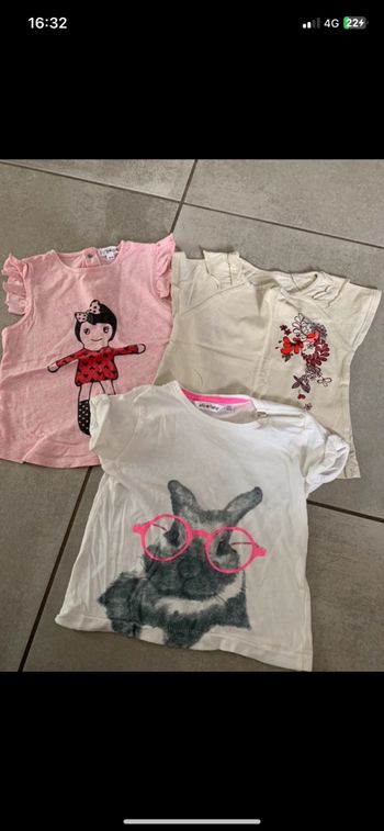 Lot 3 te shirt 2 ans