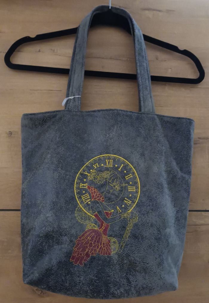 Sac cabas "femme et horloge"