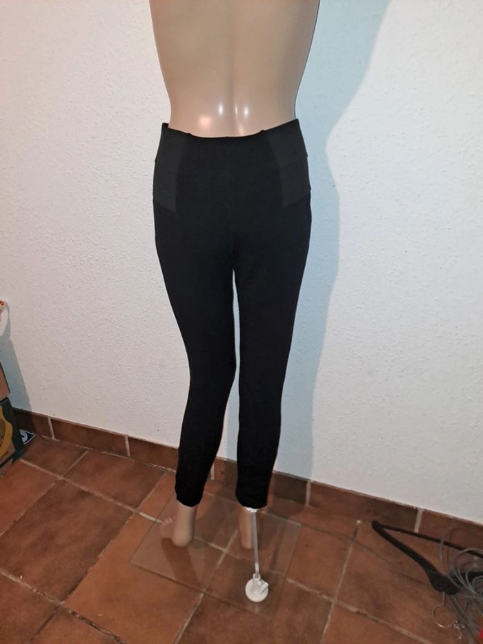 Pantalon femme taille 40-42 - photo numéro 2
