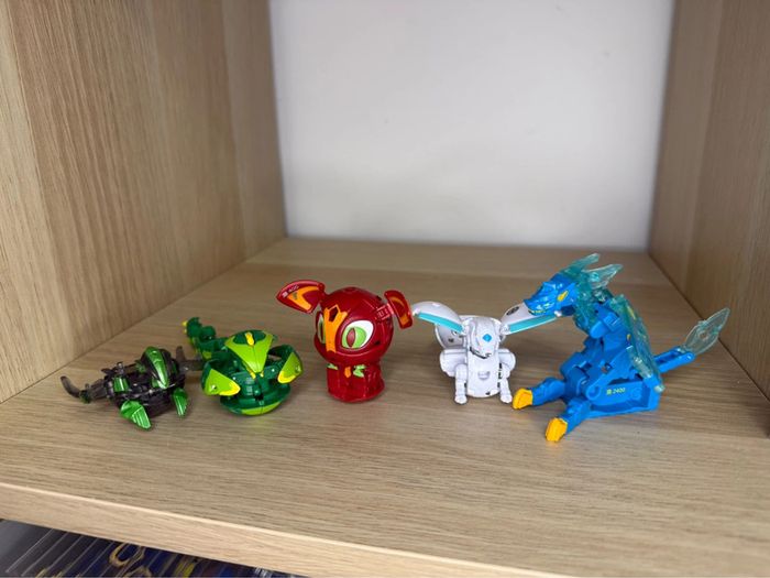 Lot de bakugan