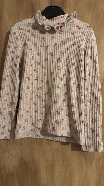 T-shirt fille taille 8 ans 