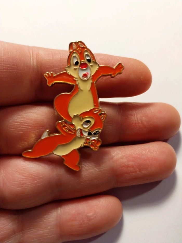 Pins Disney fantasy tic et tac, chip n dale