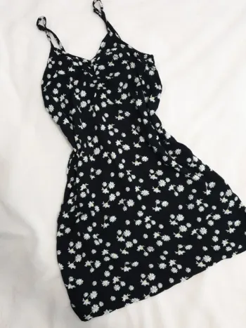 Robe fine et légère à brettelle