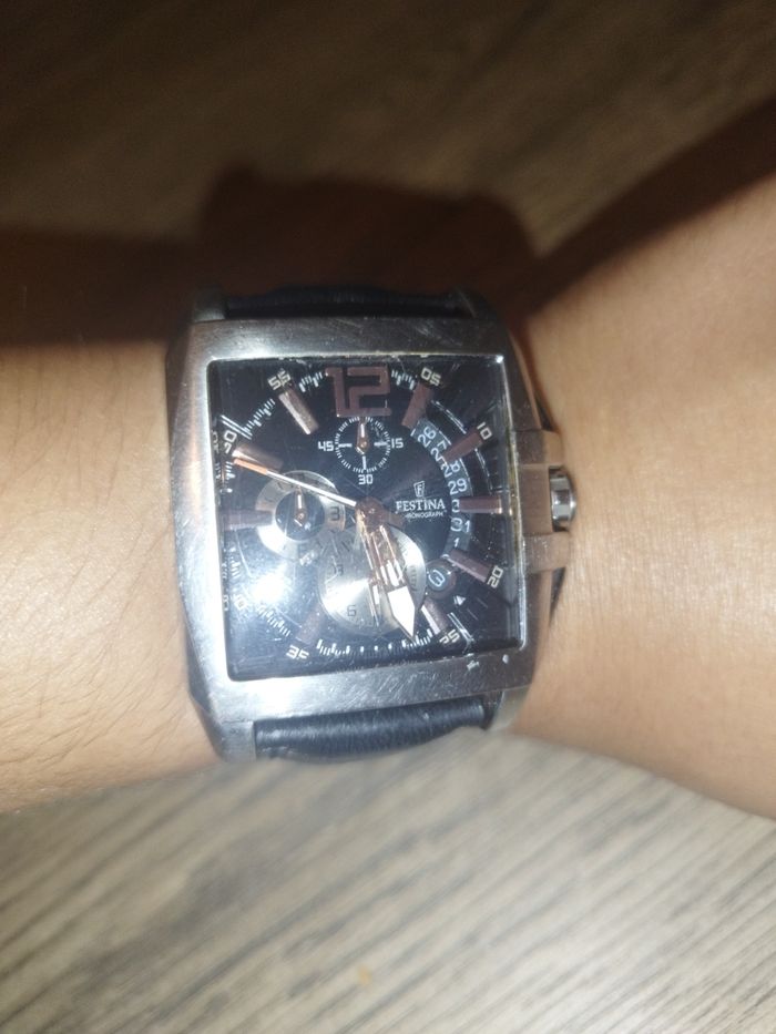 Montre Festina homme référence F16363