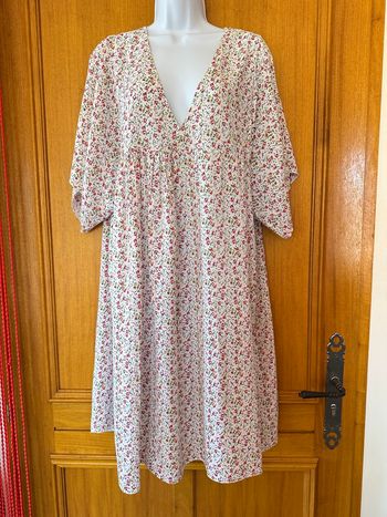 Robe femme imprimé col V