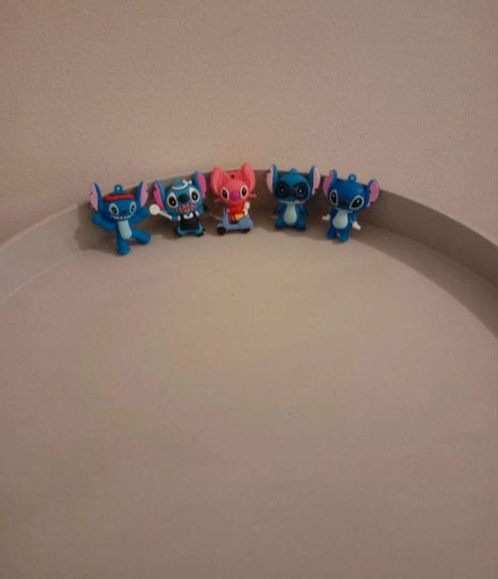 Lot de 5 figurines stitch - photo numéro 2
