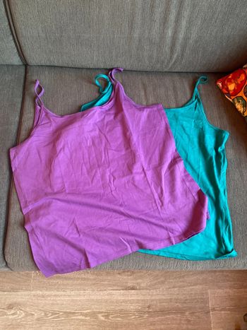 Lot de deux débardeurs