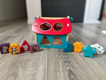 Maison des formes en bois Easykado