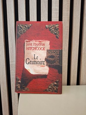 Livre roman policier thriller Le grimoire Jane Stanton Hitchcock