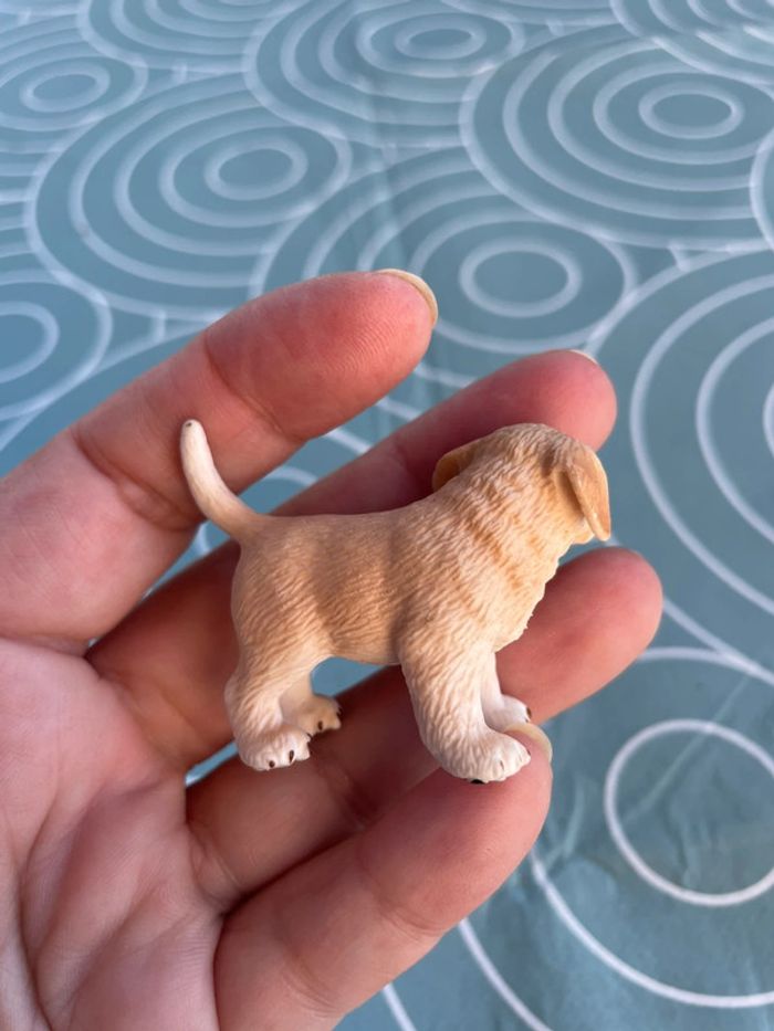 Figurine chiot labrador - photo numéro 3