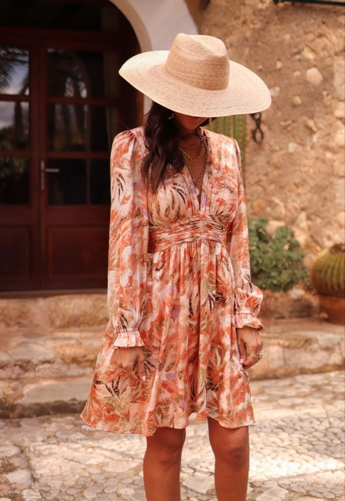 Robe courte terracotta, parme et dorée - photo numéro 6