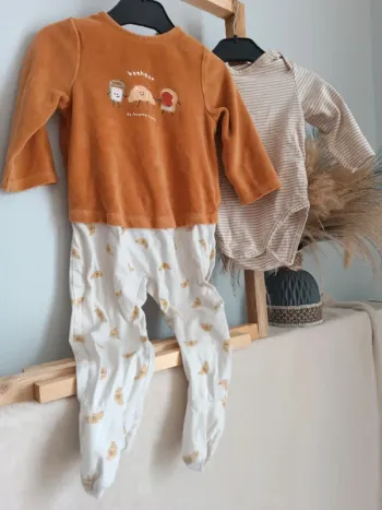 Ensemble Bodie + pyjama 18 mois Tape à l'oeil