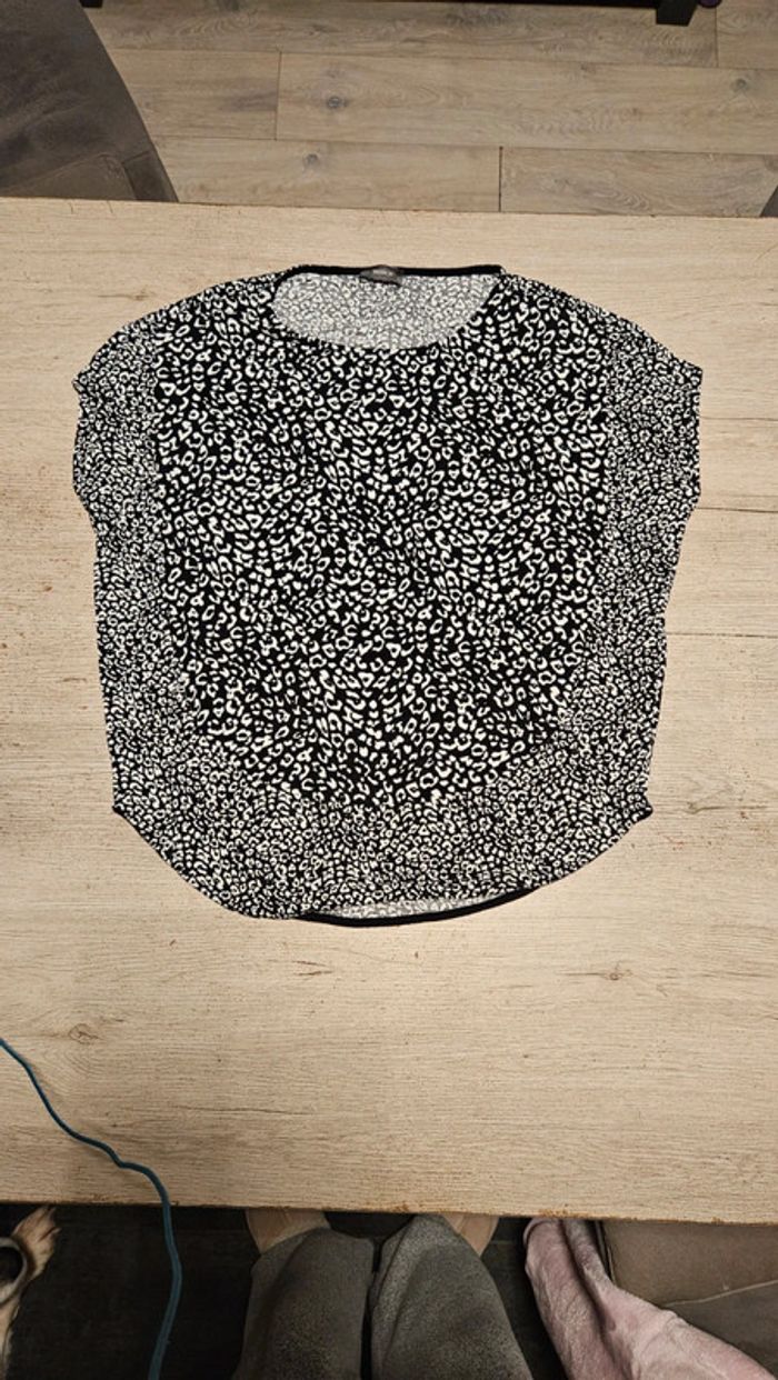 Blouse large noire avec dessin blanc, Yessica, taille - photo numéro 2