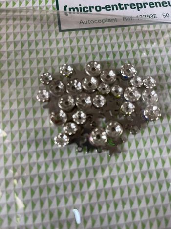 Séparateur de perle et pendentif pour bijoux