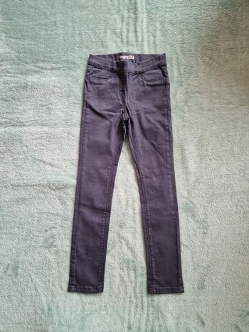 Très joli tregging 8 ans