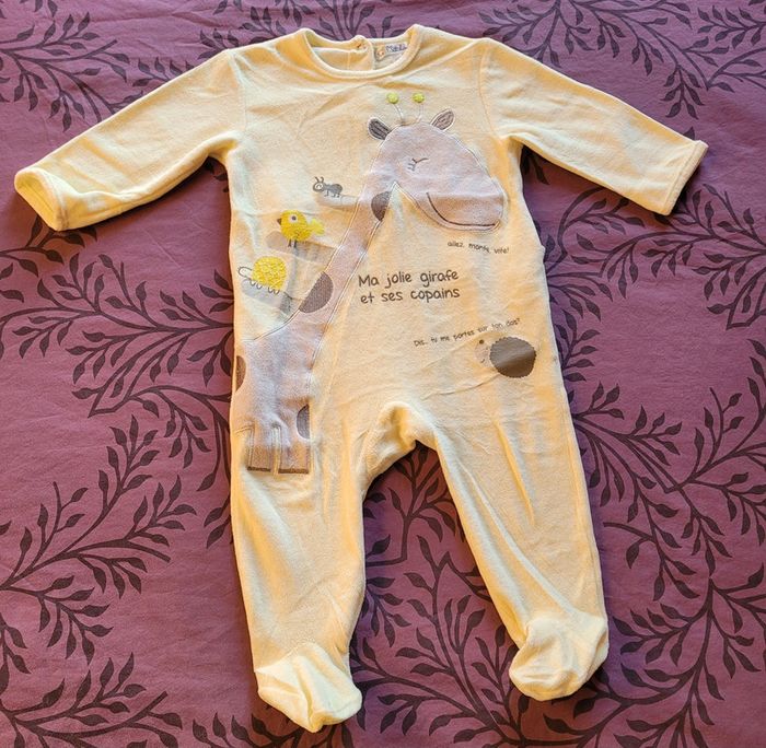 Lot de 4 pyjamas en velours (grenouillères) - photo numéro 8