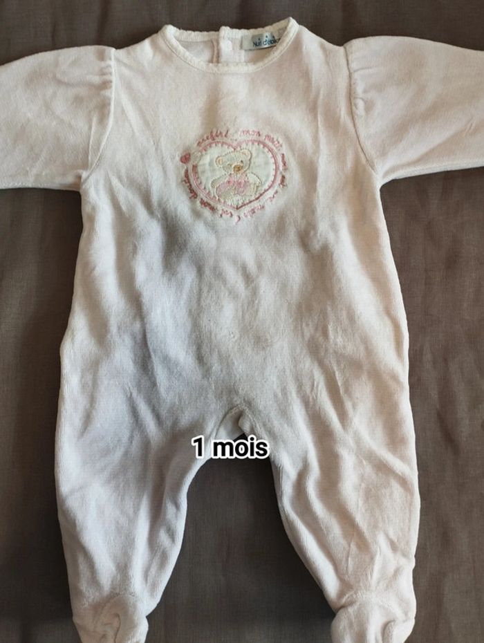 Lot pyjamas 1 mois - photo numéro 2
